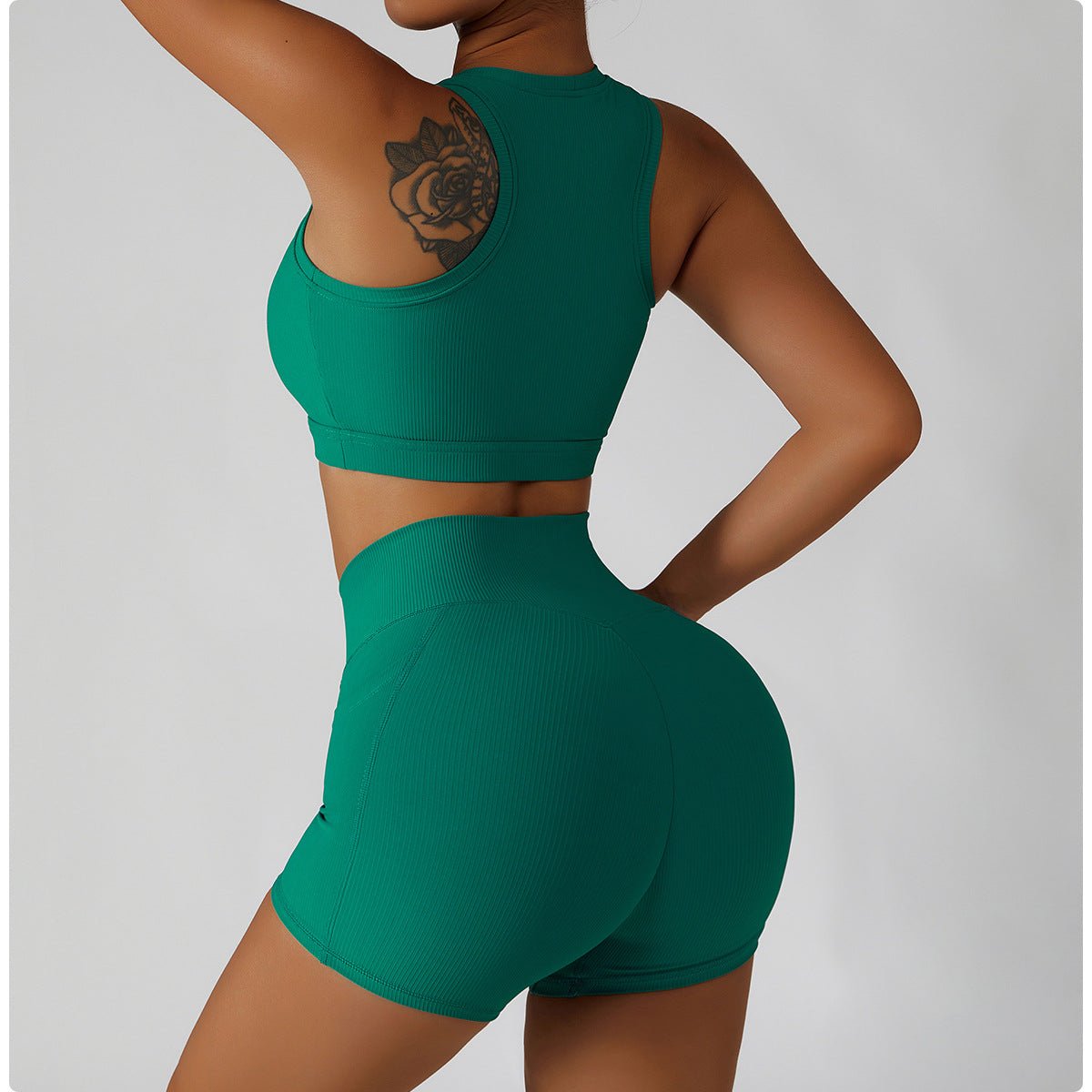 Body Pocket Shorts: Sculpting Support with Everyday Versatility