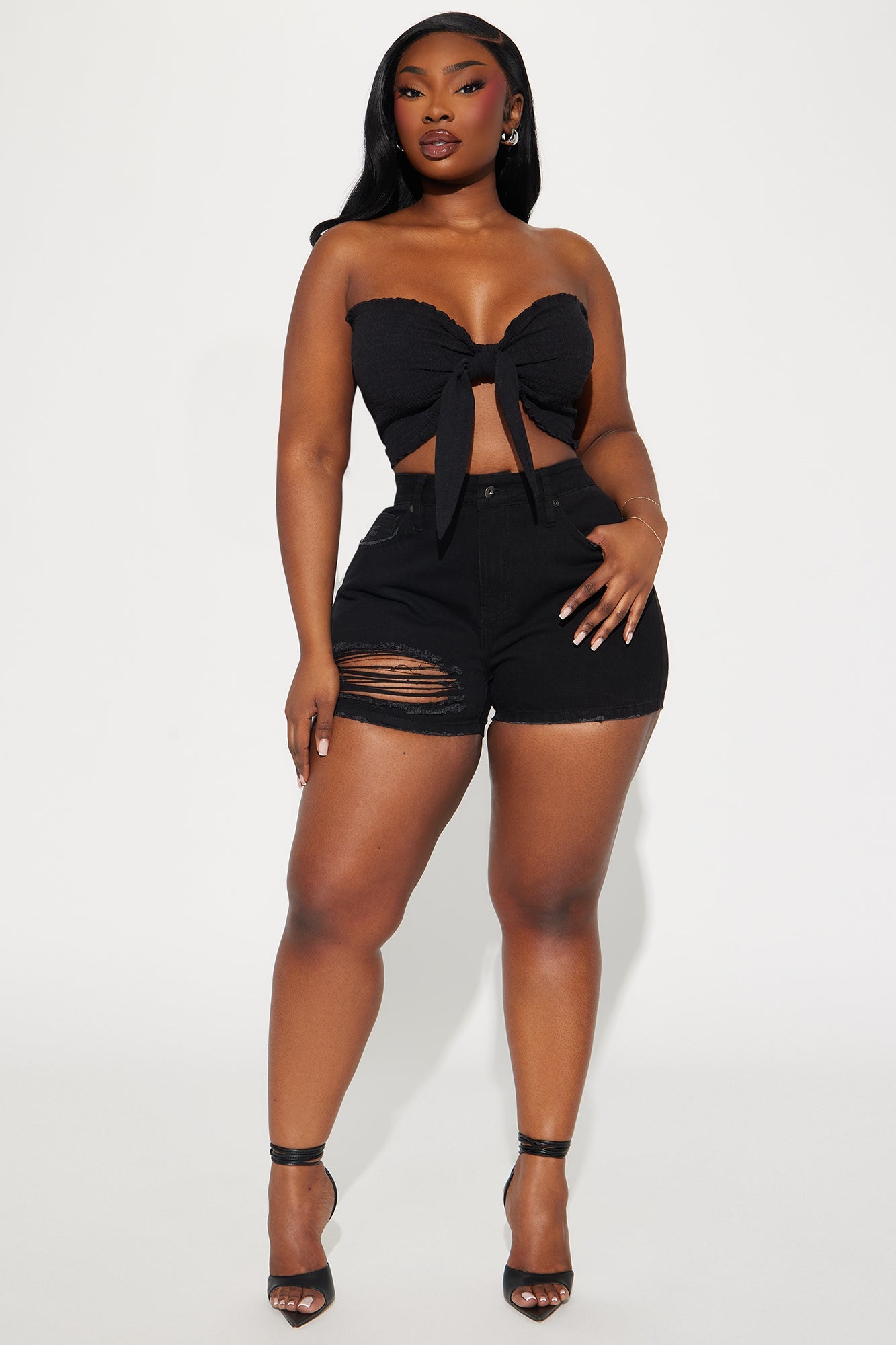 https://cdn.shopify.com/s/files/1/0293/9277/files/02-14-24_S4_21_GOGO24696_Black_DT_SS_11-04-51_PLUS_36470_PXF.jpg?v=1708391299