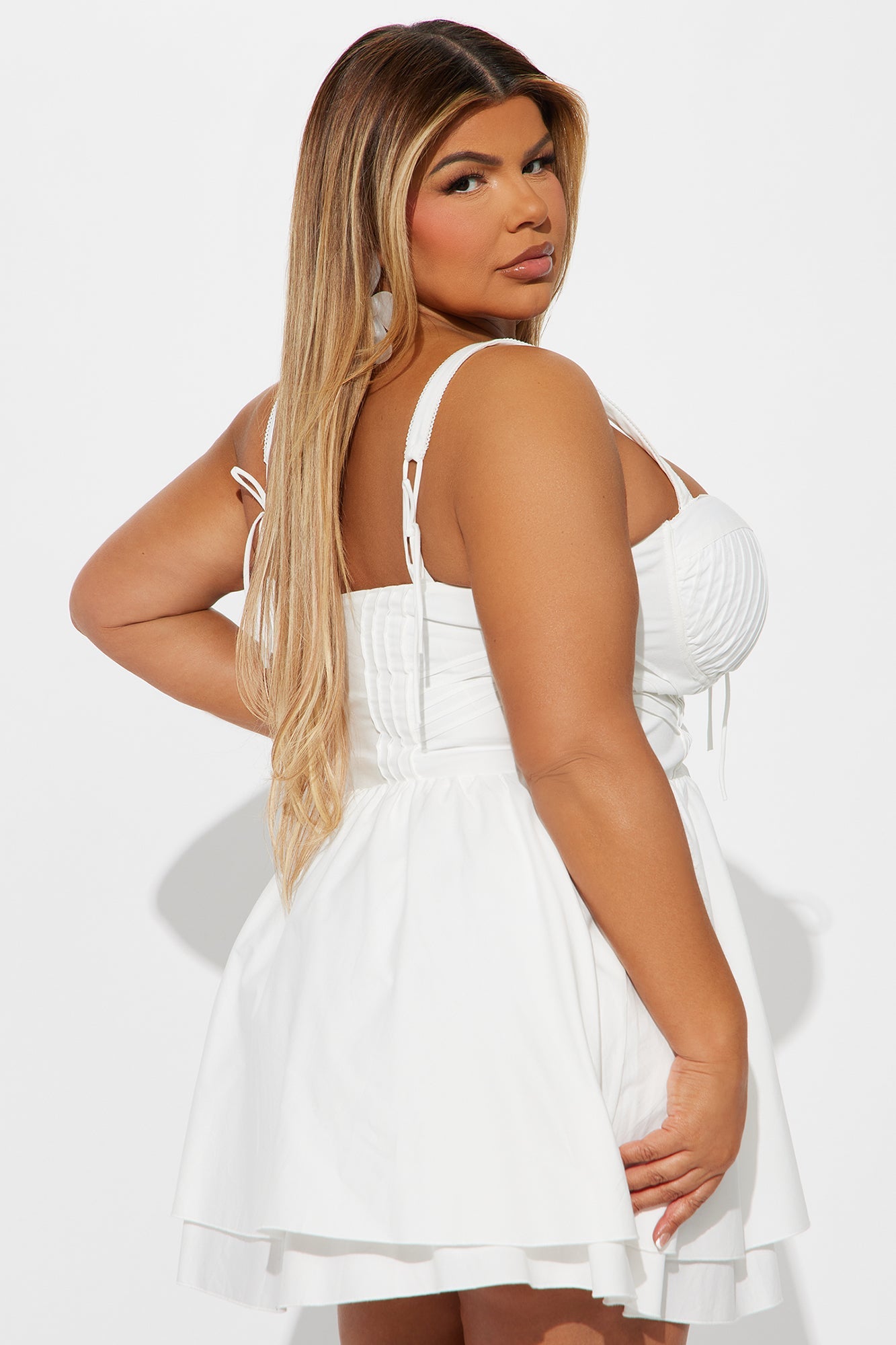 https://cdn.shopify.com/s/files/1/0293/9277/files/03-05-25_S2_21_KSWD4080711_White_RM_AC_11-00-05_PLUS_6683_PXF.jpg?v=1741399288
