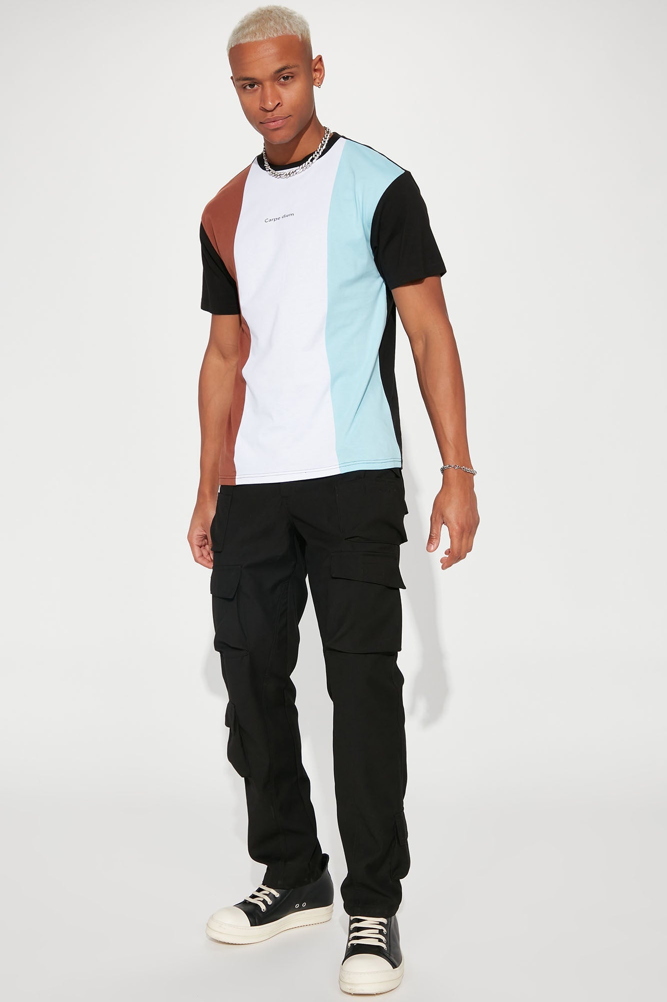 https://cdn.shopify.com/s/files/1/0293/9277/products/03-14-23Studio7_CB_DJ_13-49-50_65_FN7967_MultiColor_P_5048_JB.jpg?v=1679678518