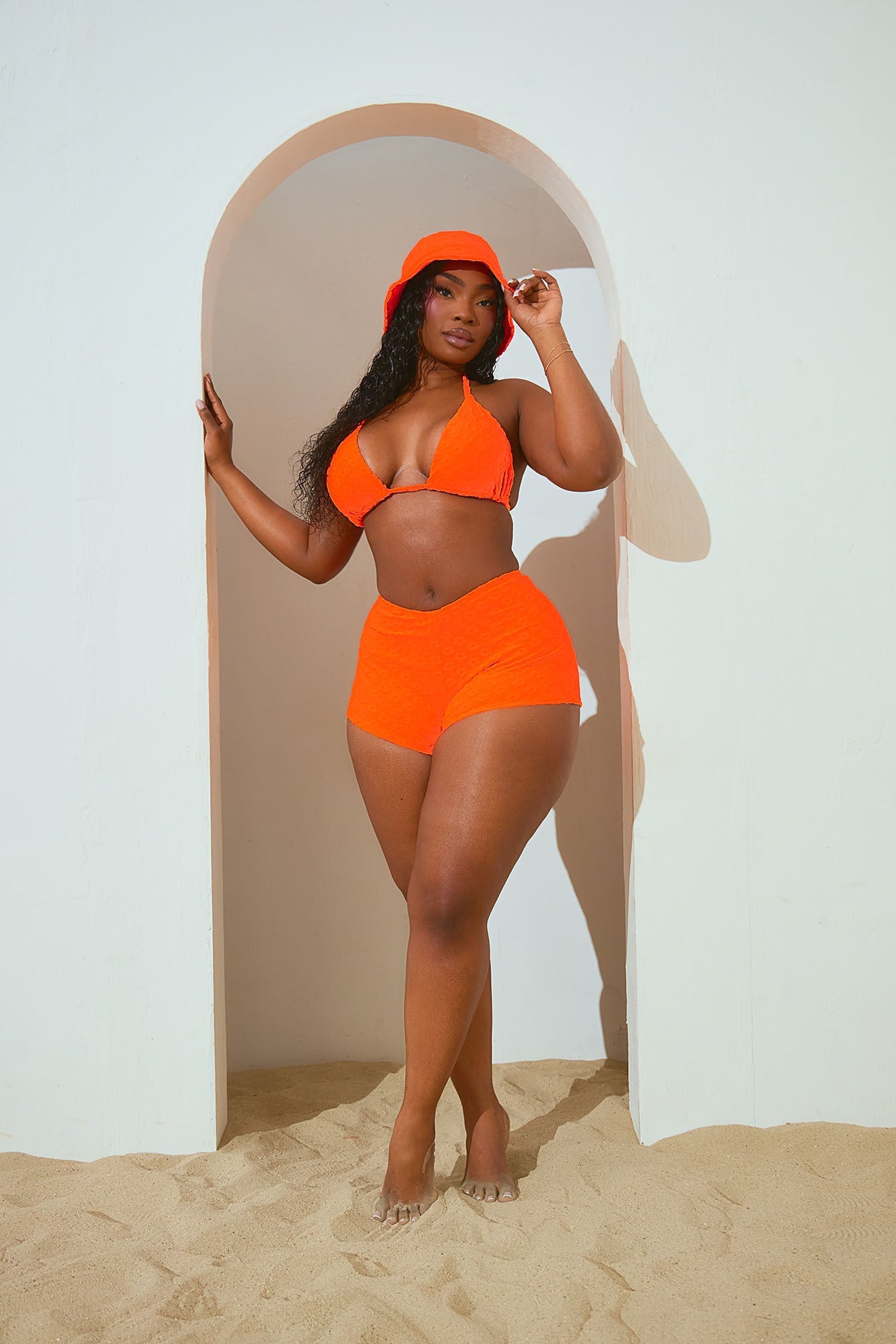 https://cdn.shopify.com/s/files/1/0293/9277/files/03-18-24_S9_1_ZDSR24264_NeonOrange_CC_TK_SS_10-00-38_PLUS_0031_WG_WG_KP.jpg?v=1742247378