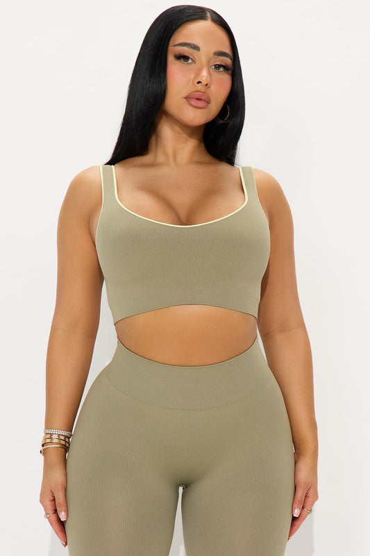 https://cdn.shopify.com/s/files/1/0293/9277/files/04-01-25_S1_36_ZDDE090437SET_Sage_TK_JS_13-29-38_7600_PXF.jpg?v=1743961709