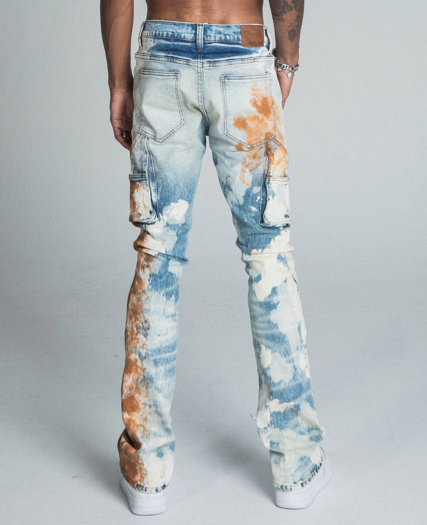AJ19SK OIL PAINT STACKED JEANS