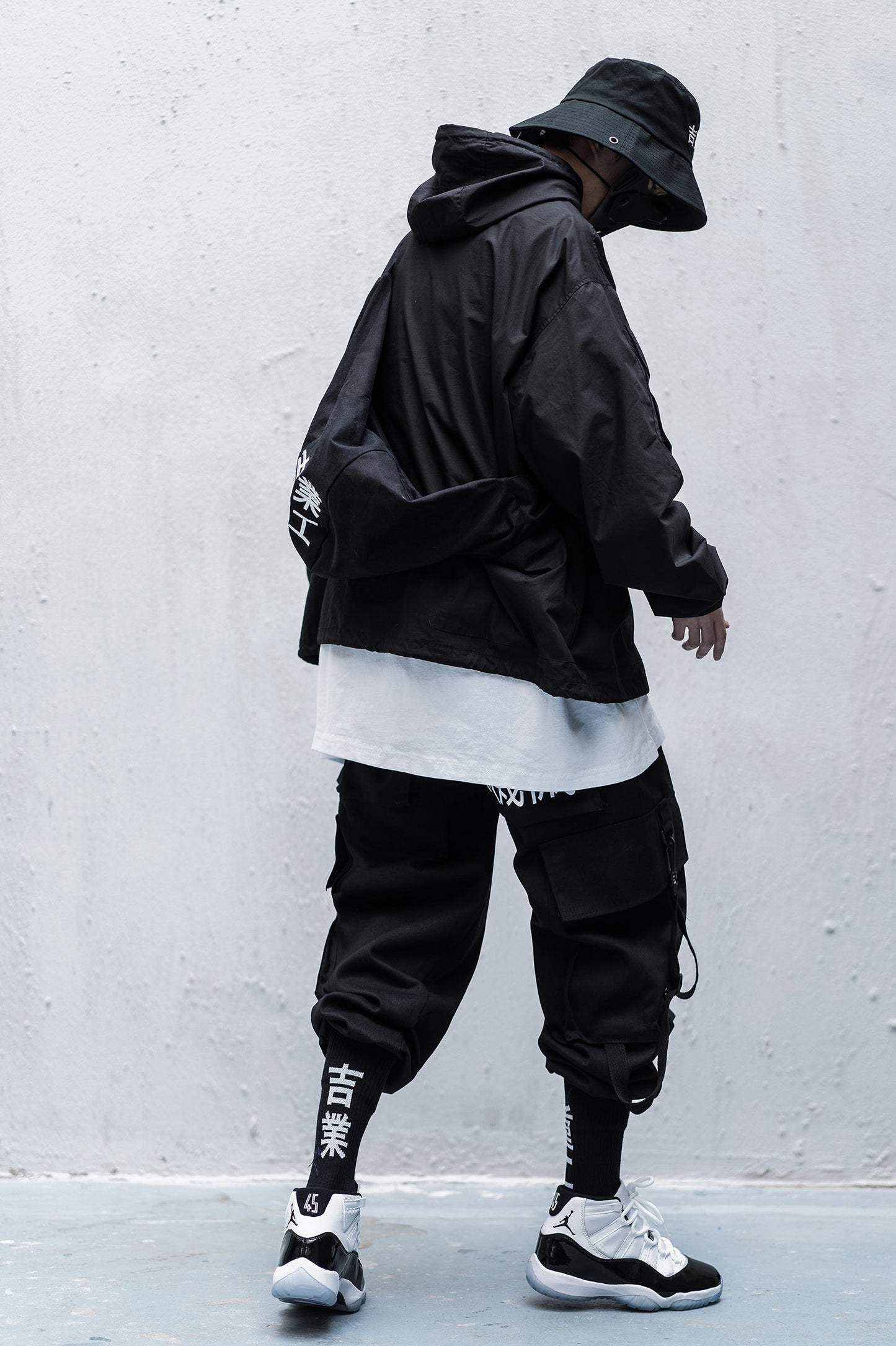 HiP5 Black 09 I-Tech Cargo Pants