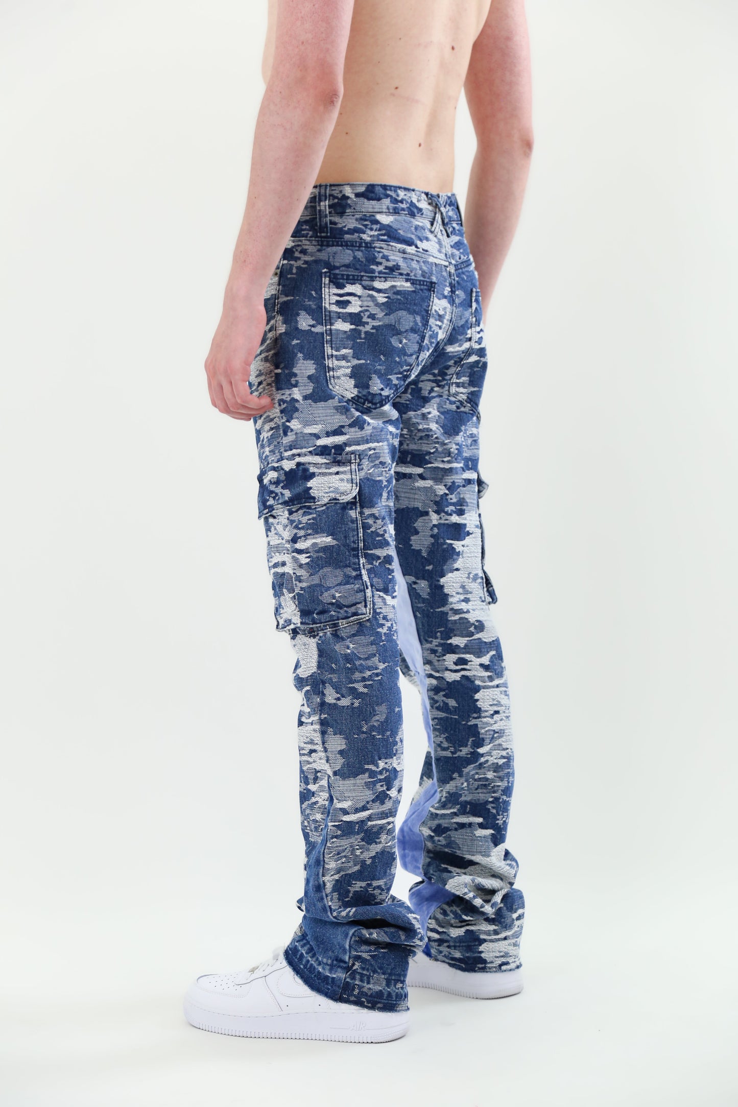 AJS695 BLUE CARGO JACQUARD STACKED JEANS