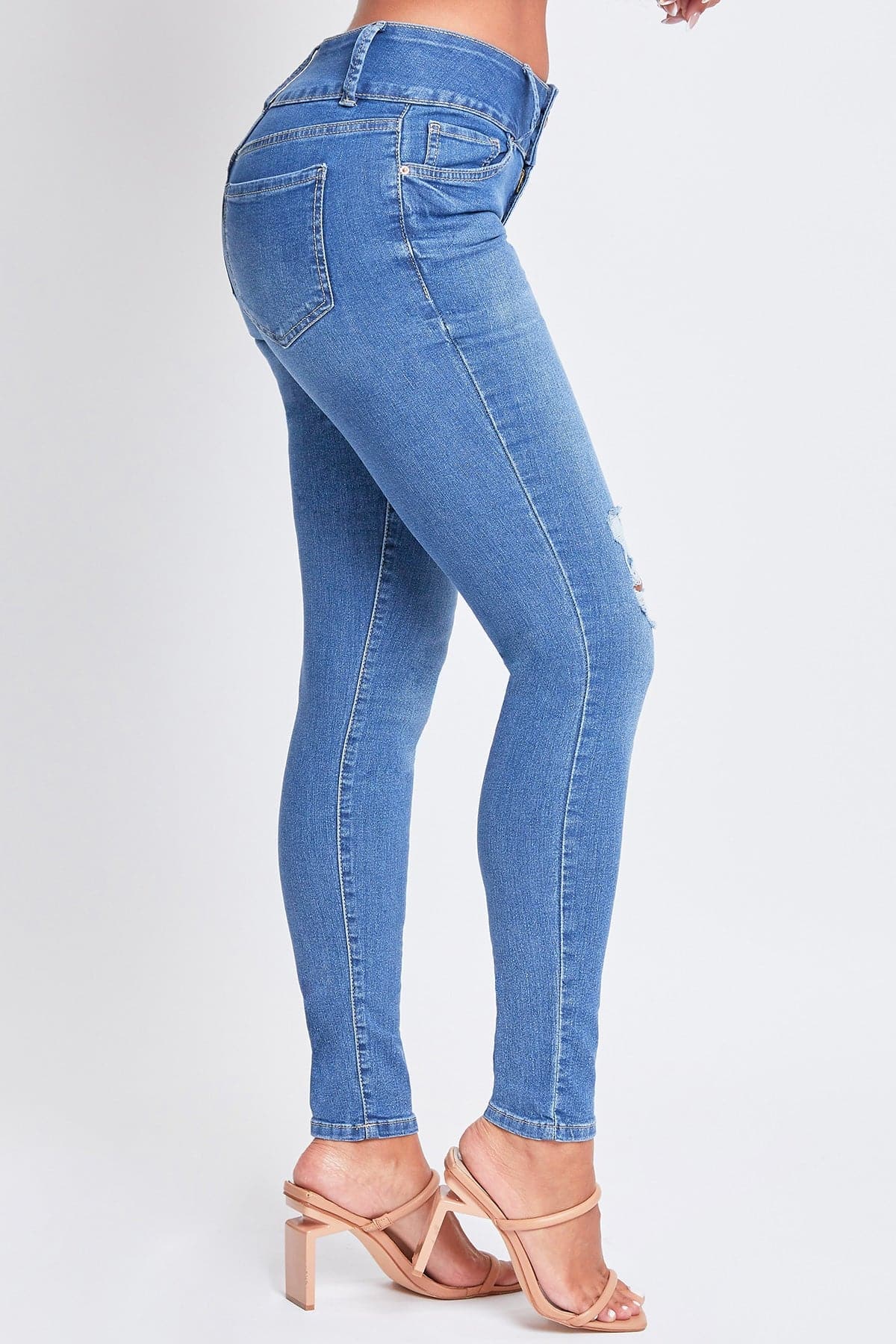 Essential High-Rise Skinny Jeans: Sustainable Style
