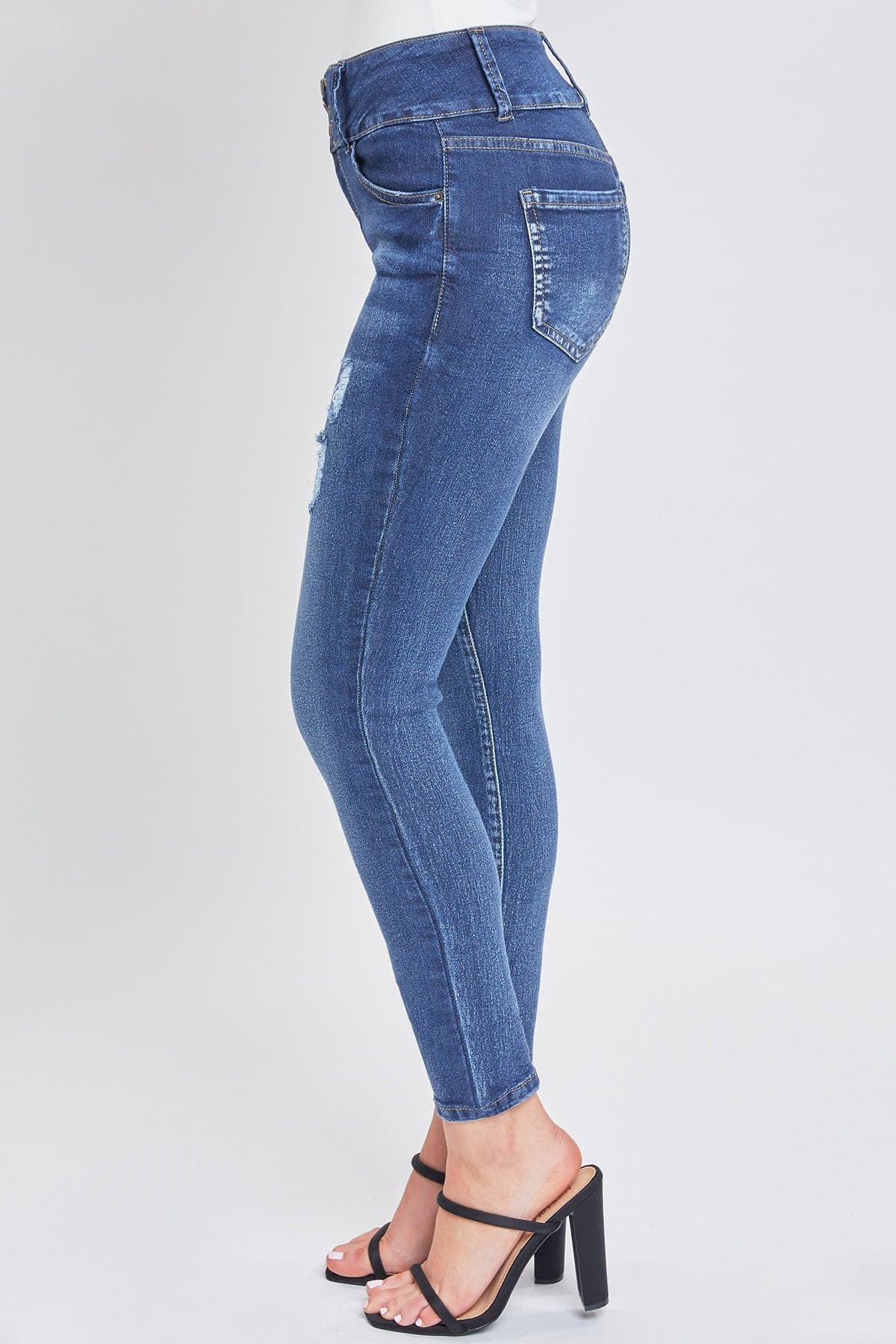 Essential High-Rise Skinny Jeans: Sustainable Style