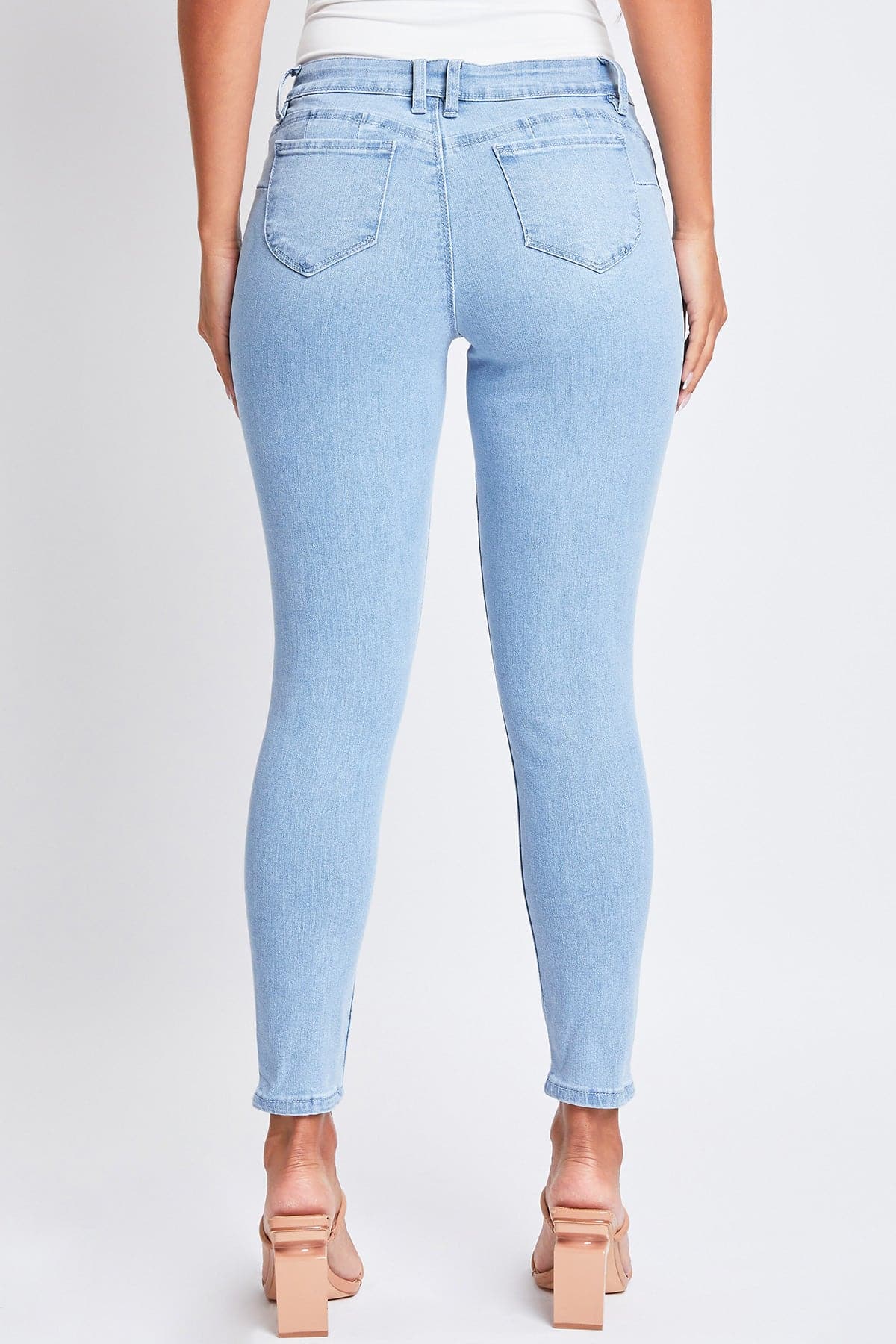 Women's Sustainable WannaBettaButt Skinny Distressed Jeans