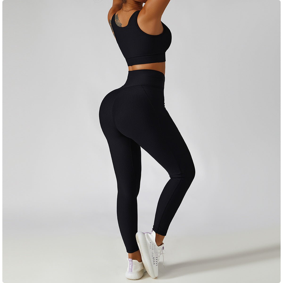 Body Snap Bra: Push-Up Support Meets Dynamic Style